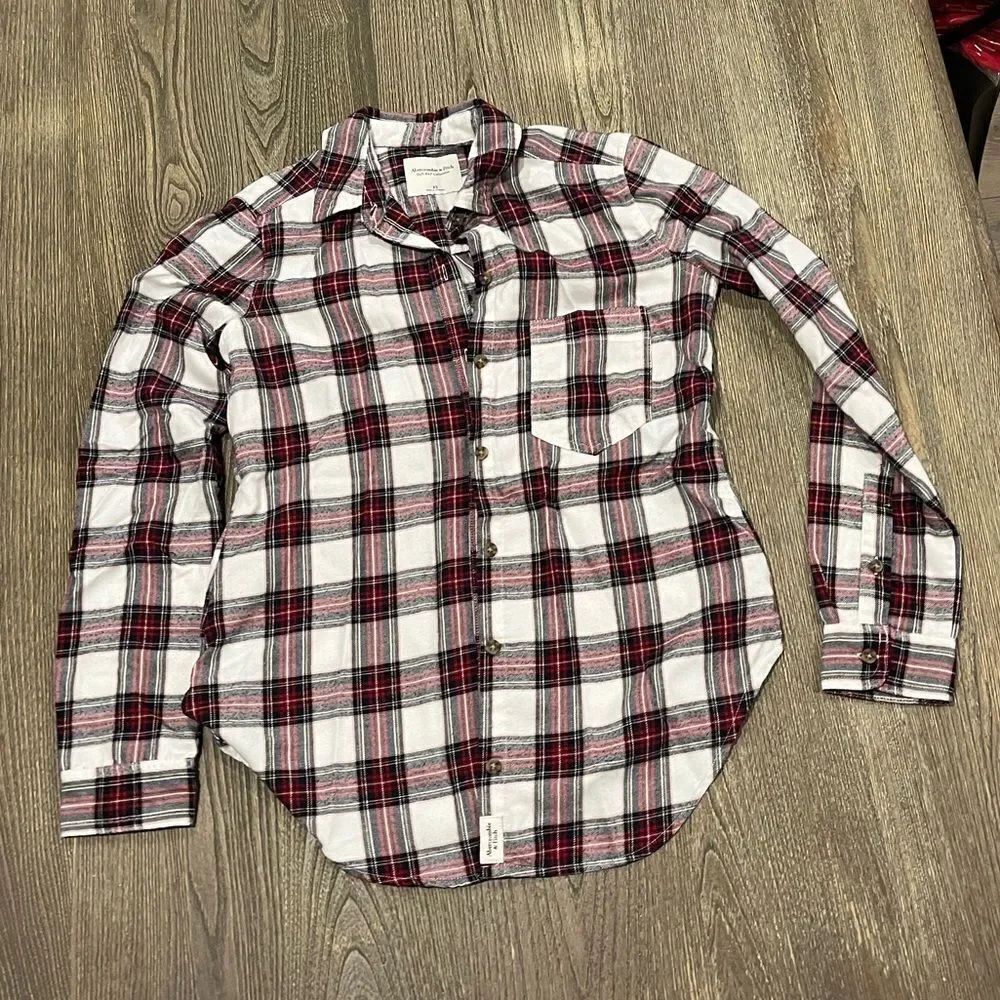 Abercrombie & Fitch Soft A&F Collection Plaid Button-Down Shirt Red White XS